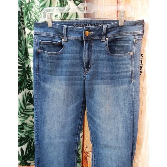 American eagle kick boot jeans 🍃 - Picture 3 of 9
